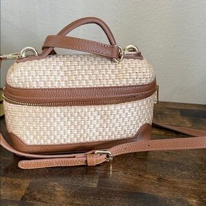 Italian Elegant Tan and Cream Woven Women's Bag